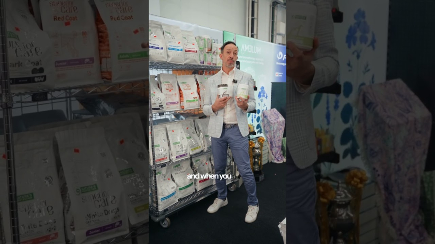 Video NATURE&#039;S PROTECTION MicroZeoGen complementary feed for dogs and cats with calcium 250 g - 1